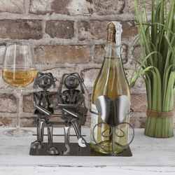 Wine bottle holder 