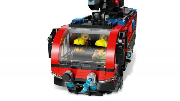 LEGO&reg; City Feuerwehr - Flughafenl&ouml;schfahrzeug (691 Teile)