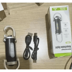 Wiederaufladbare Mini COB Taschenlampe, Schlüsselanhänger-Leuchte mit Karabiner, Notfalllampe für Outdoor