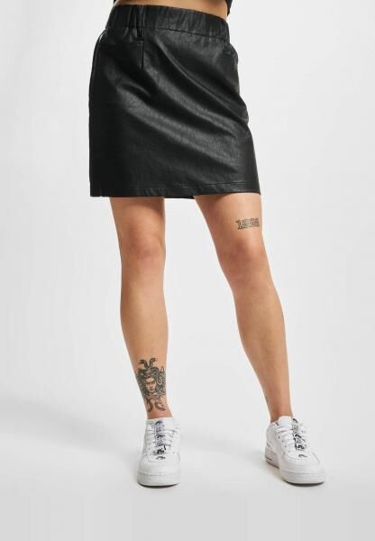 NA-KD Kurzer PU-Rock schwarz