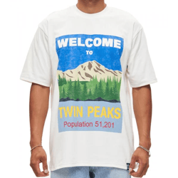 RE:COVERED X Twin Peaks Herren T-Shirt Welcome to Twin Peaks Print Baumwoll-Shirt Kurzarm-Shirt RCVCM690 Ecru-Weiß