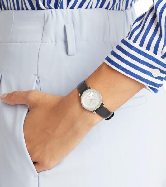 Pierre Cardin Damen Armband-Uhr schlichtes Ziffernblatt analoge Quarz-Uhr mit Leder-Armband 3ATM 27mm CPI.2507 Schwarz/Wei&szlig;/Silber