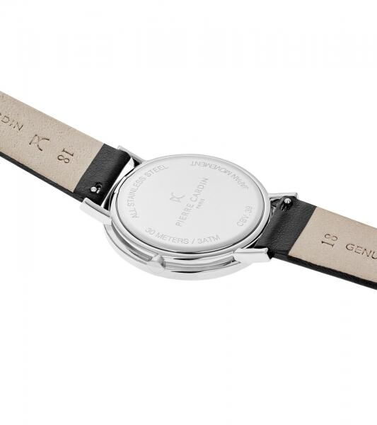Pierre Cardin Damen Armband-Uhr mit Buchstaben der Marke als Ziffern analoge Quarz-Uhr mit Leder-Armband 3ATM 39mm CBV.1001 Schwarz/Silber/