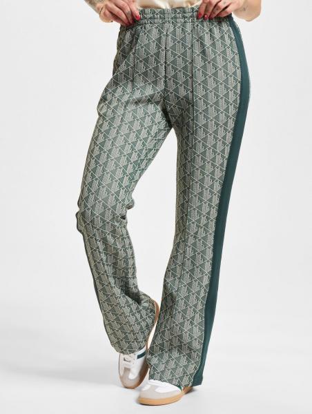 l&auml;ssige Lacoste Damen Hose Gr&uuml;n