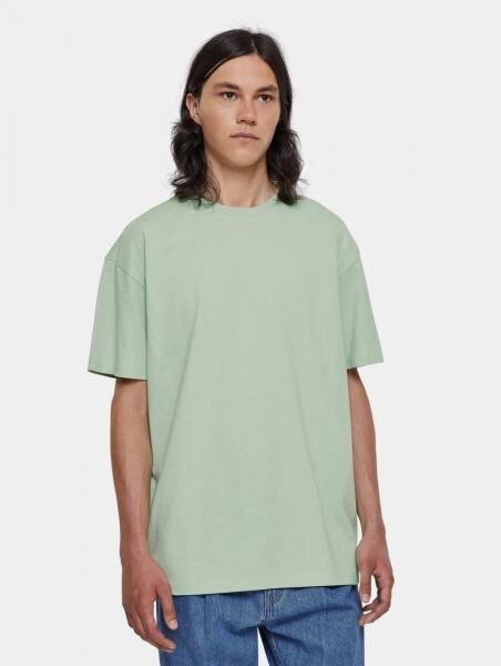sportliches URBAN CLASSICS Herren T-Shirt 240 g/m&sup2; mit Baumwolle Pastell-Gr&uuml;n