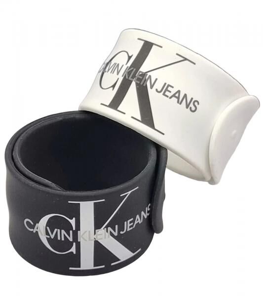 2er Pack Calvin Klein Slap-Armb&auml;nder mit "Calvin Klein Jeans"-Logo Arm-Schmuck 20,5 cm KJJLBB850200 Schwarz/Wei&szlig;
