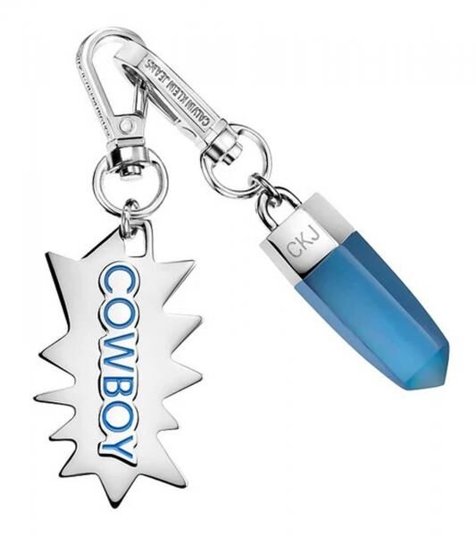 Modisches Calvin Klein Charm-Set Downtown Edelstahl-Anhänger mit kontrastfarbigen Harz und COWBOY-Schriftzug Taschen-Accessoires 7x1,3cm K
