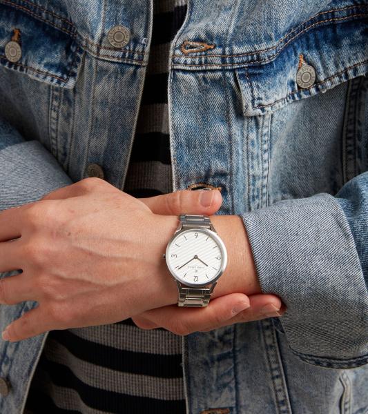 Pierre Cardin Herren Armband-Uhr analoge Quarz-Uhr mit Edelstahl-Armband 3ATM 40mm CPI.2020 Silber