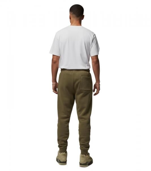 NIKE Jordan Essential Fleece Baseline Herren Jogging-Hose mit Jordan-Logo Fleece-Hose Baumwoll-Hose FD7345-222 Oliv-Gr&uuml;n