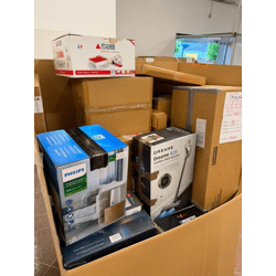 Kitchen/Flooring Selection – 28 returned items, approx. 118 kg – P54211